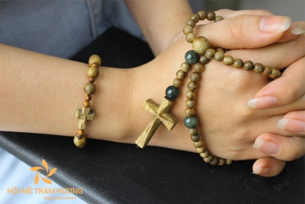 diy rosary bracelet