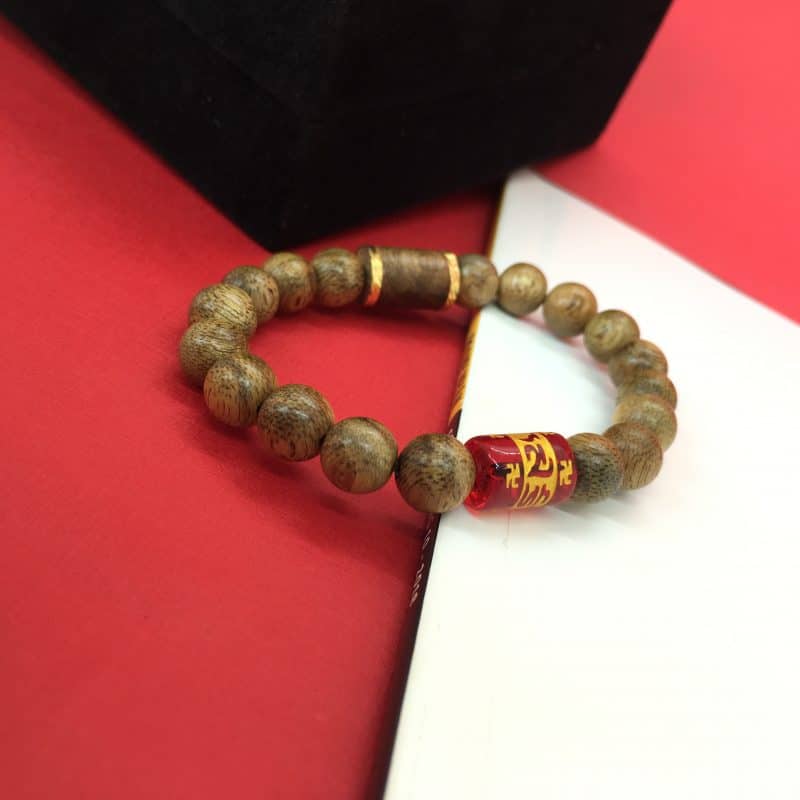 Red Tibetan bracelet