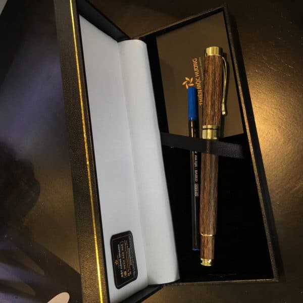 agarwood pen