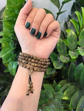 Laos 108 mala beads bracelet - classic photo review