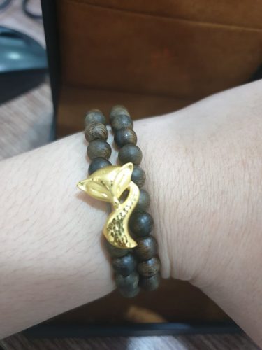 Nine-tailed fox agarwood beaded bracelet with 24k gold charm - premium photo review
