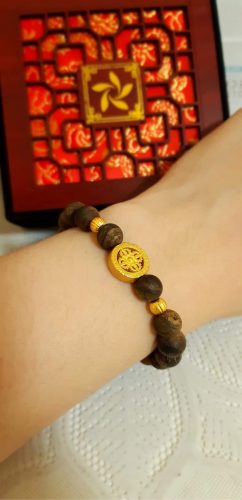 Pixiu agarwood beaded bracelet with 24k gold - premium photo review