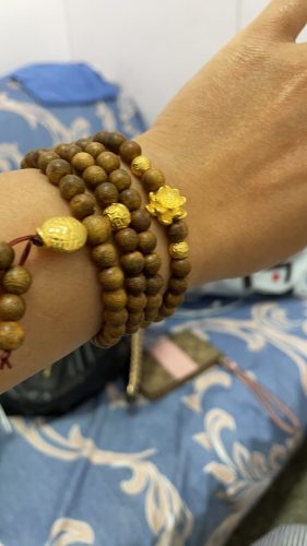 Lotus 108 mala beads bracelet with 24k gold - classic photo review