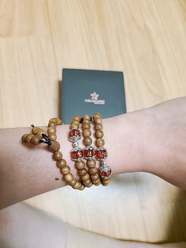 Tibetan 108 mala beads bracelet - classic photo review