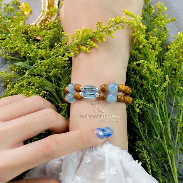 Guardian agarwood beaded bracelet 
