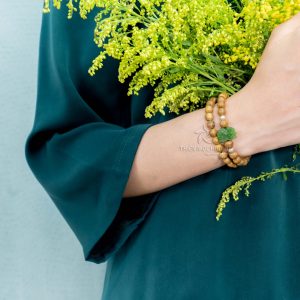 Jade lotus agarwood beaded bracelet