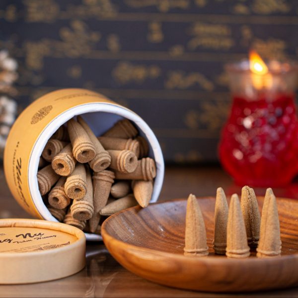 people often use incense buds to steam houses, workshops, companies, or offices...