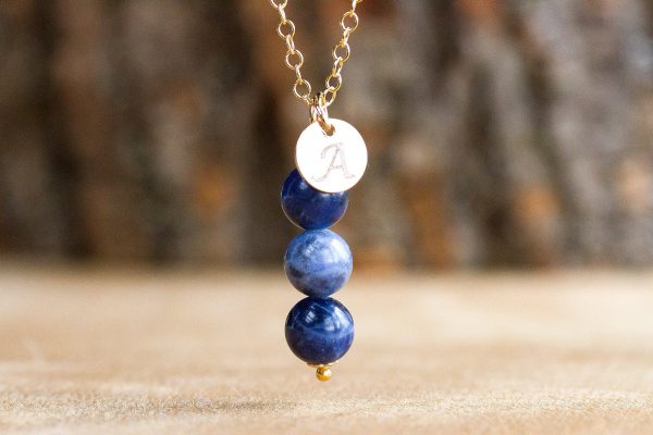 According to Western astrology, Sodalite is suitable for Sagittarius in the 12 zodiac signs