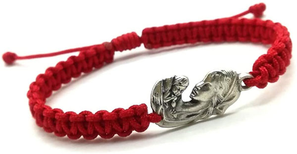 red-string-bracelet-catholic-1