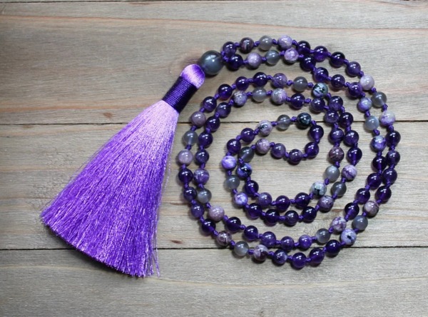 What is spiritual beads color meaning?