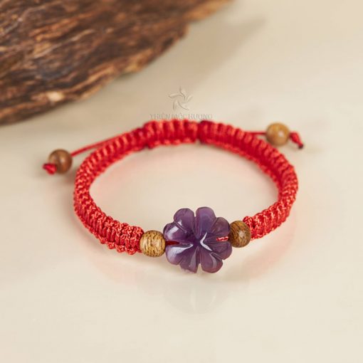 Tu Diep Bao - Red-string-bracelet - Thien Moc Huong