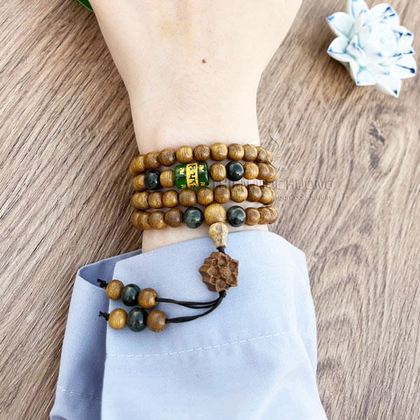 Lotus-Tibet agarwood 108 mala beaded bracelet - classic