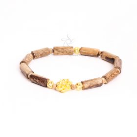 Bamboo agarwood bead bracelet with Lotus charm