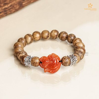 Nine-tailed fox agarwood beaded bracelet