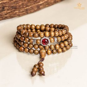 Agarwood bracelet 108 Minh Nguyet beads VN 12-14 Year Red Charm