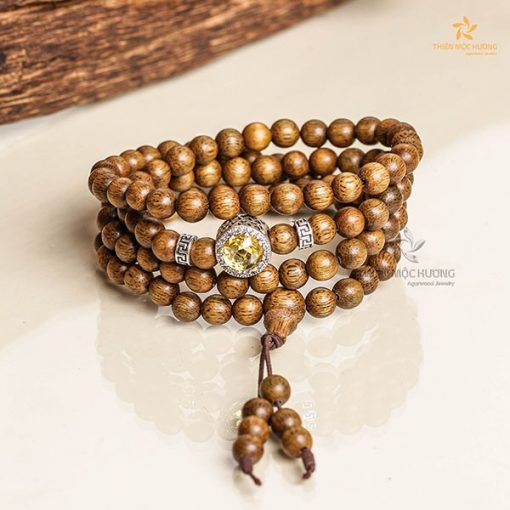 Agarwood bracelet 108 Minh Nguyet beads VN 12-14 Year Gold Charm