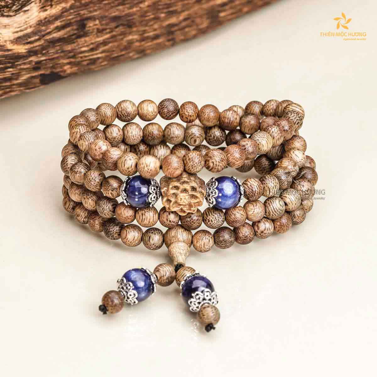Lotus 108 mala beads Agarwood Bracelet with Gemstone - Sapphire - Vietnamese Toc Agarwood