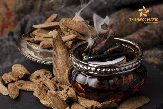 Laos agarwood incense captures the essence of Laotian forests. It is one of the best agarwood incense