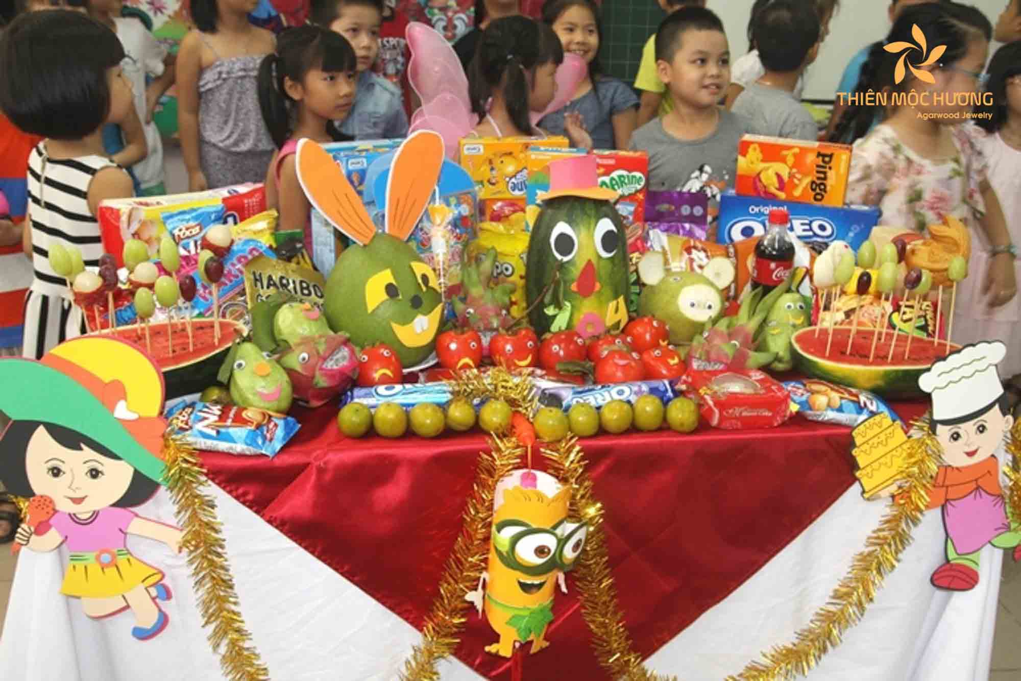 Mid-Autumn feast display contest