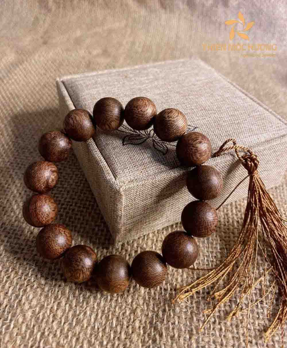 spiritual agarwood bracelets