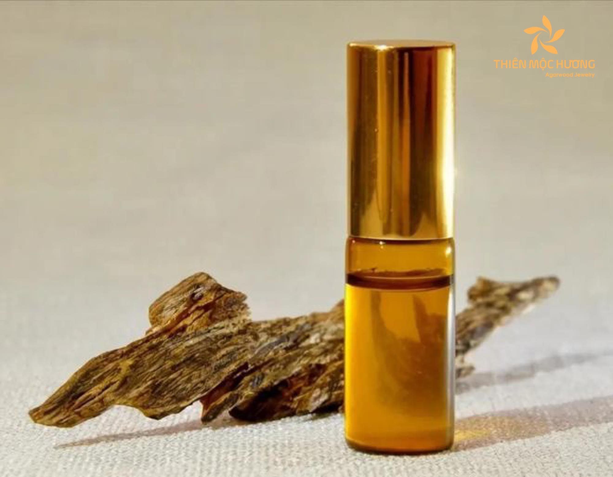 Why is agarwood essential oil price so expensive?