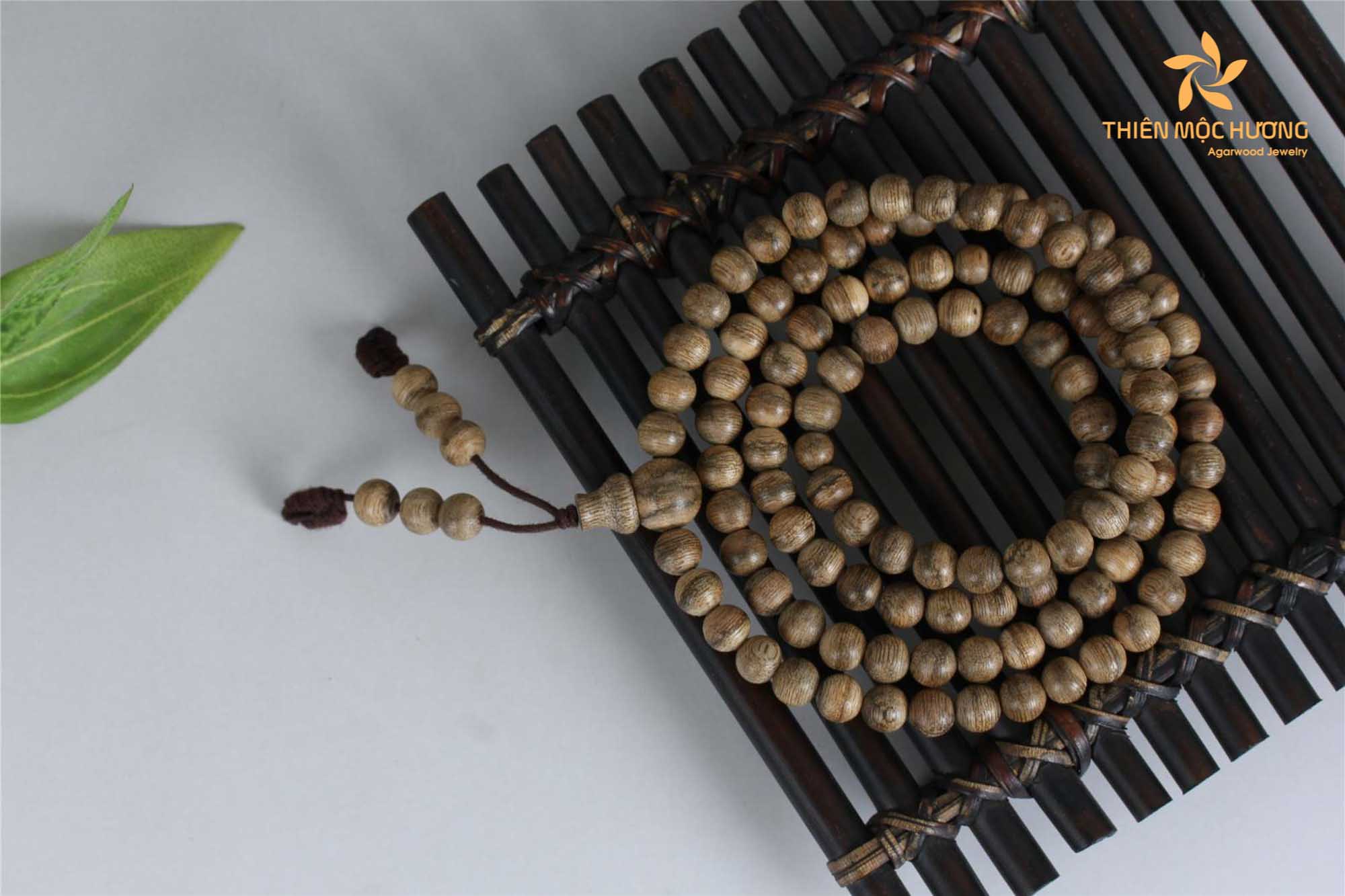 What is a mala bead necklace?