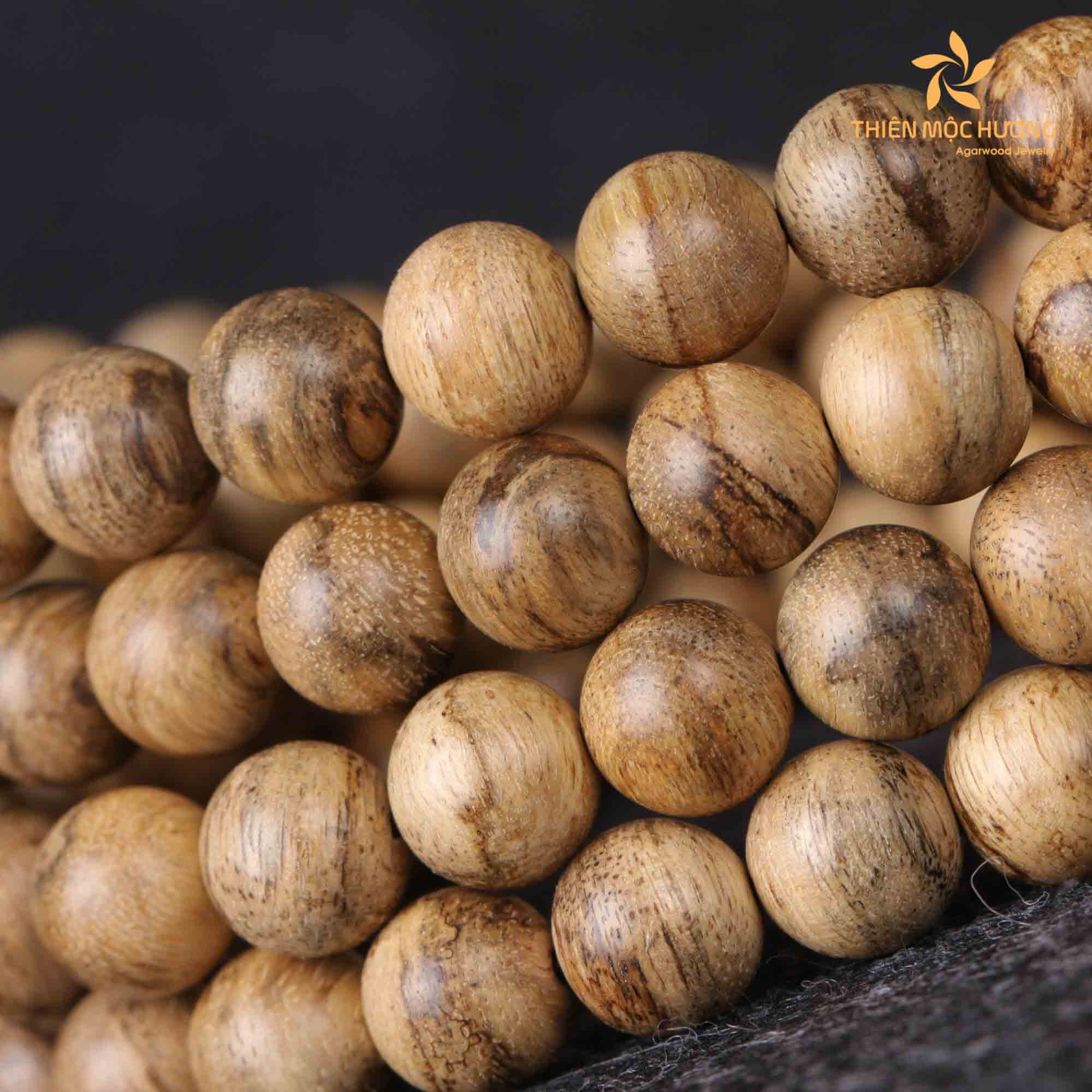 Agarwood mala bead necklace health benefits