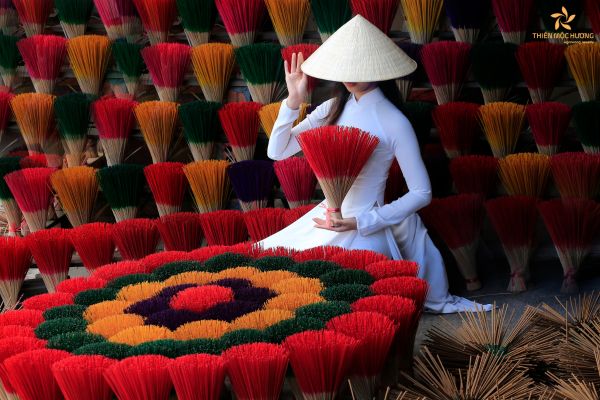 Special things about Vietnam - Ao dai 